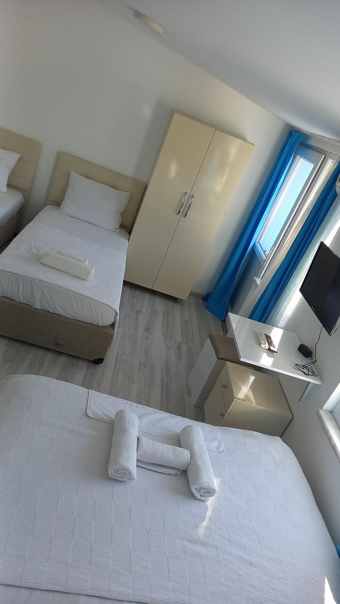 אדרמיט Paradise Hotel Akcay מראה חיצוני תמונה