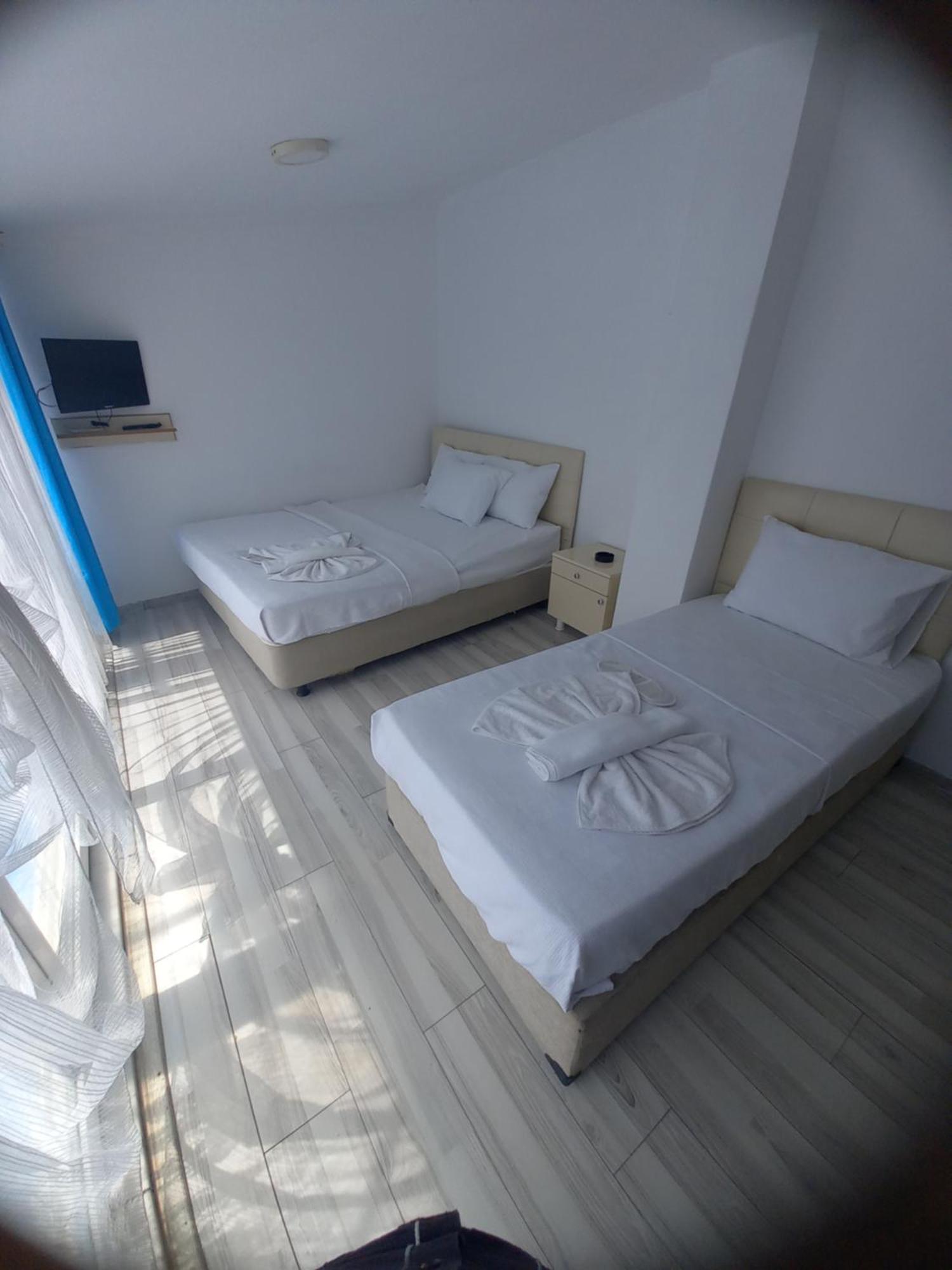 אדרמיט Paradise Hotel Akcay מראה חיצוני תמונה