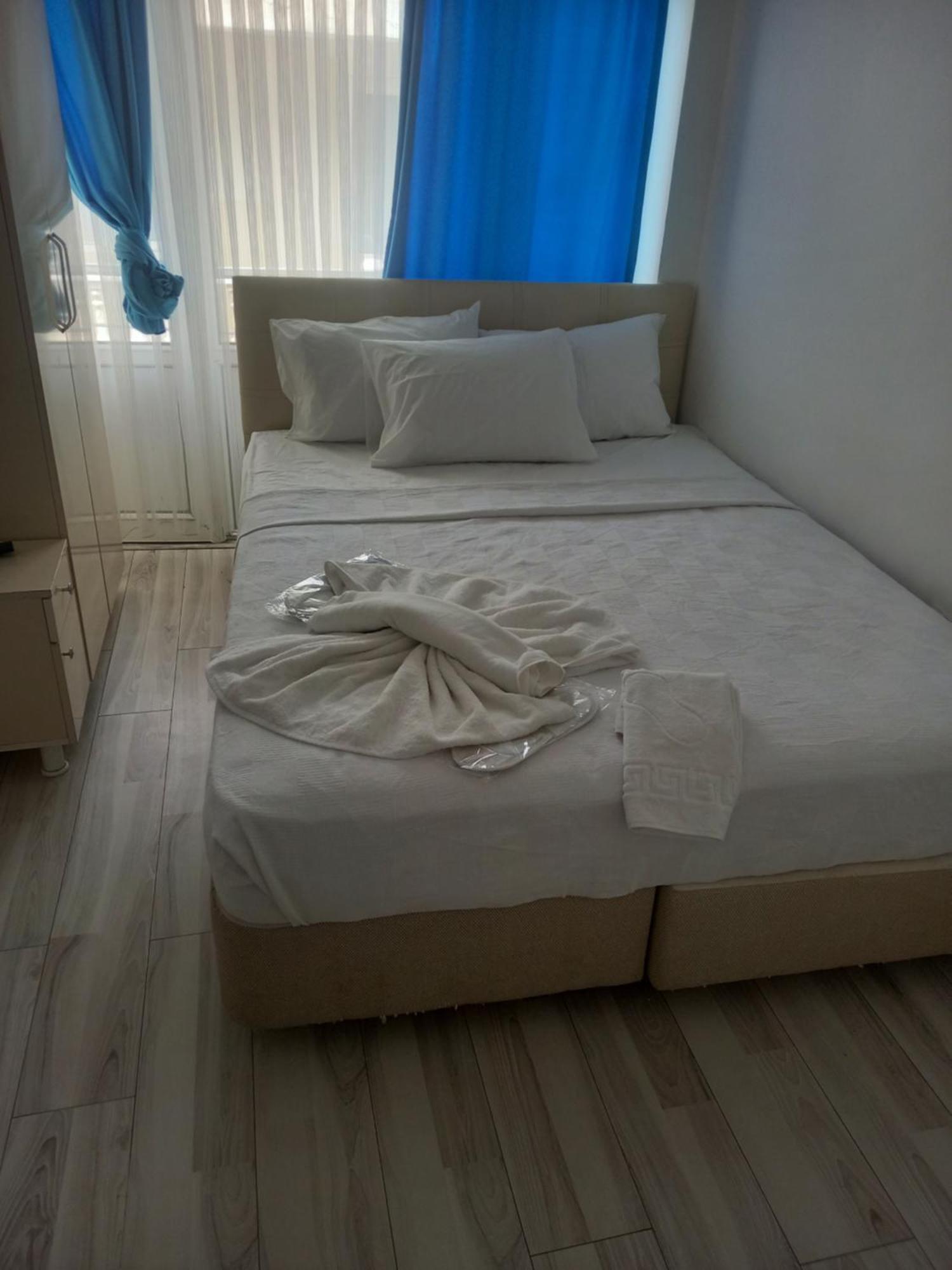 אדרמיט Paradise Hotel Akcay מראה חיצוני תמונה