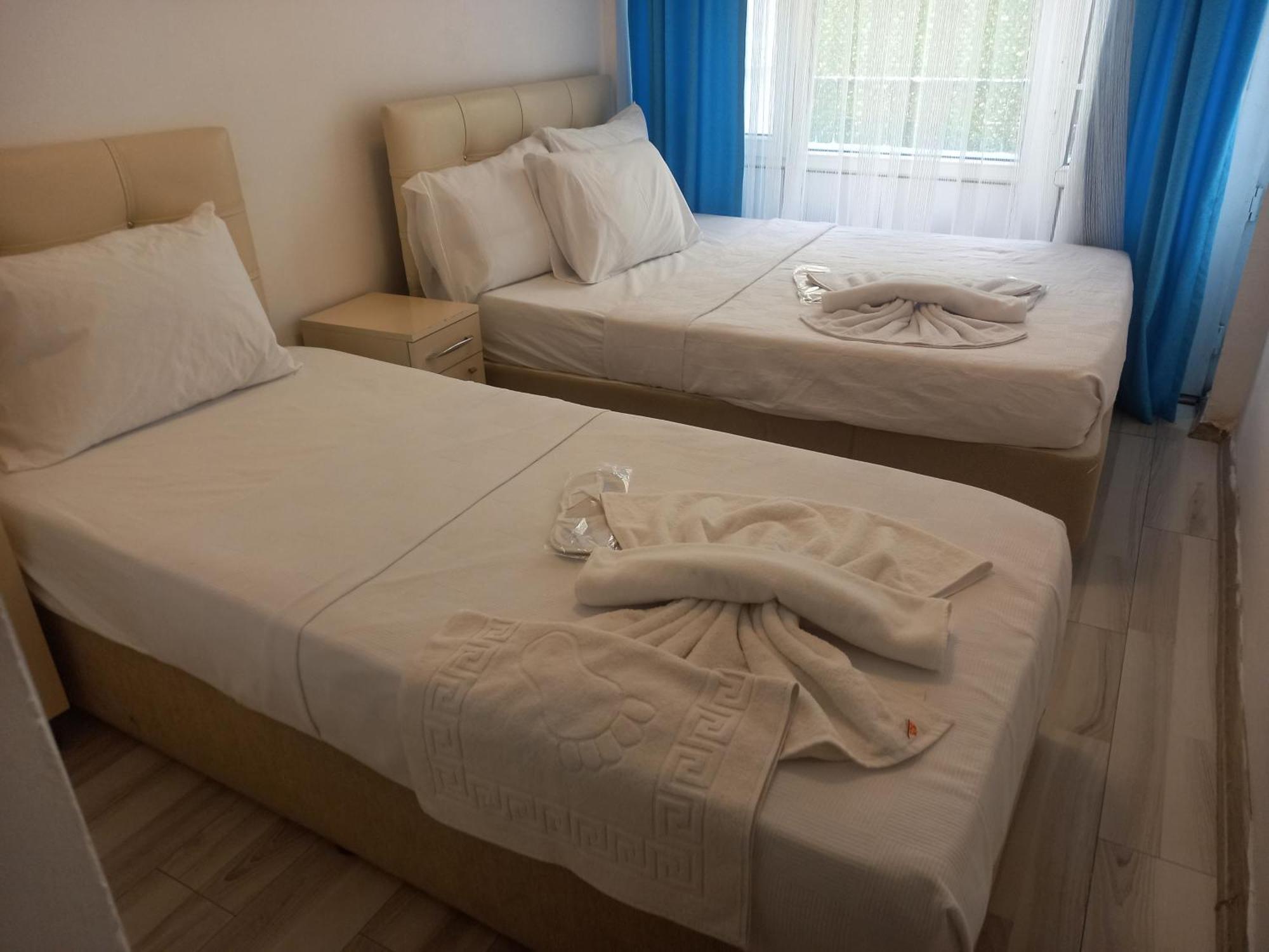 אדרמיט Paradise Hotel Akcay מראה חיצוני תמונה