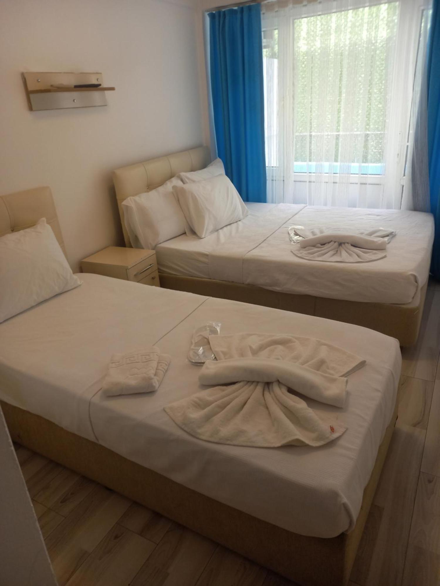 אדרמיט Paradise Hotel Akcay מראה חיצוני תמונה