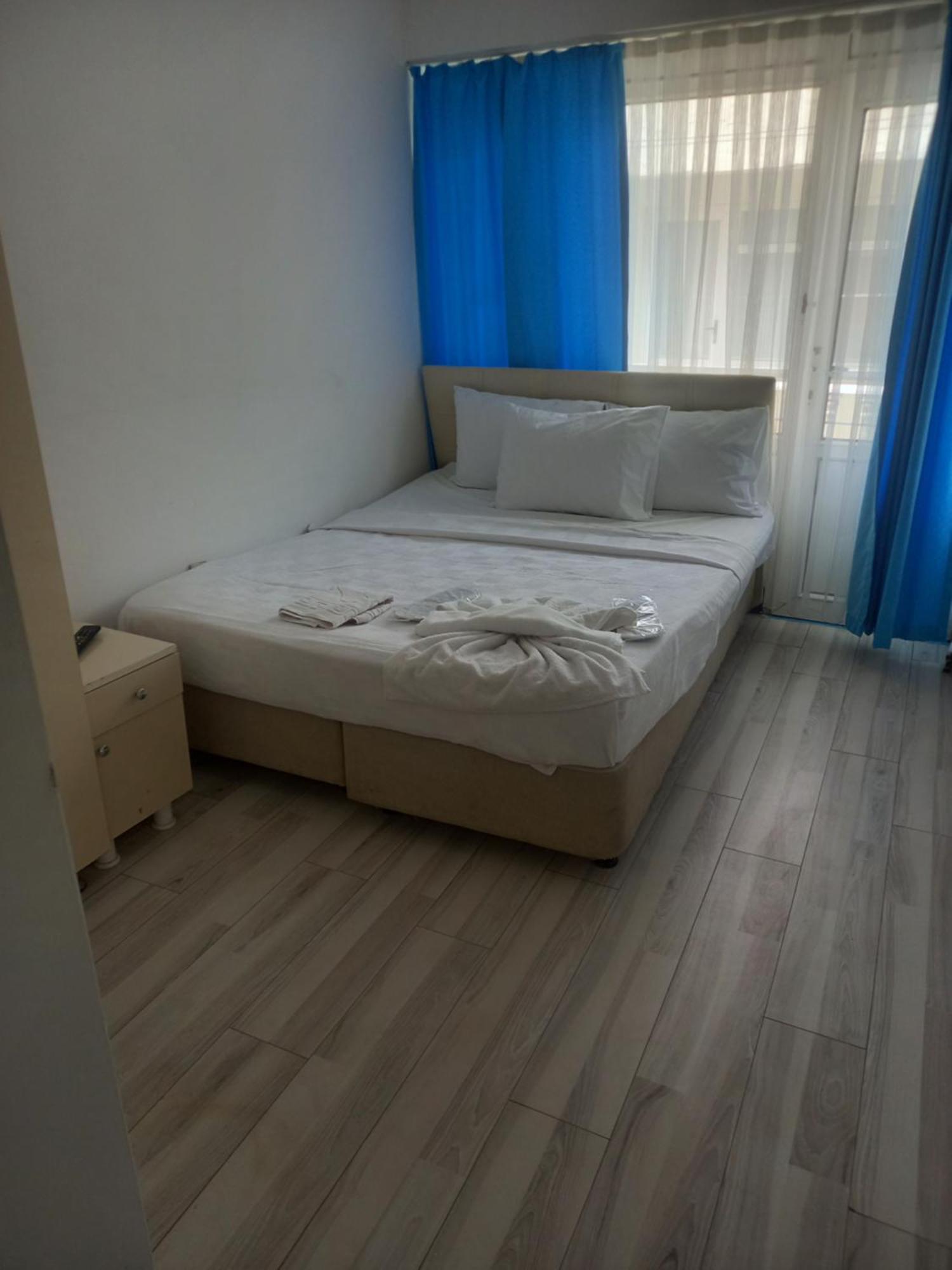 אדרמיט Paradise Hotel Akcay מראה חיצוני תמונה