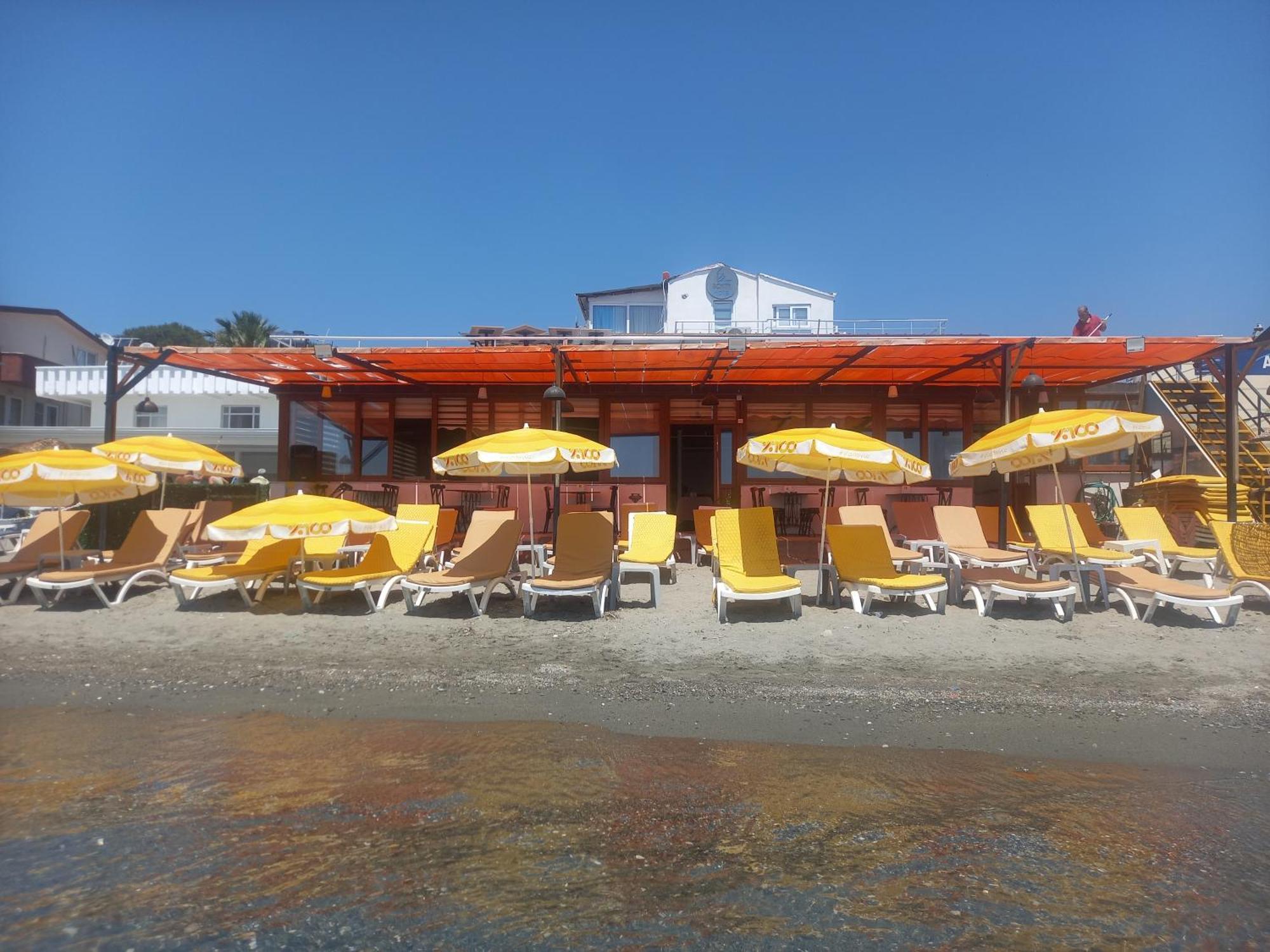 אדרמיט Paradise Hotel Akcay מראה חיצוני תמונה